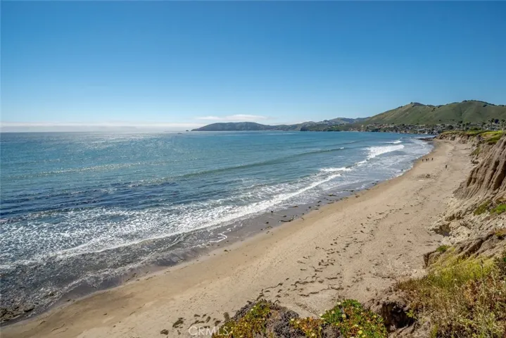 205 Radda Way, Pismo Beach, California 93449