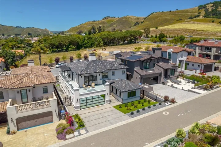 205 Radda Way, Pismo Beach, California 93449