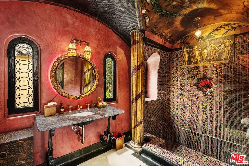 4320 Cedarhurst Circle, Los Angeles, California 90027 home-pic-34