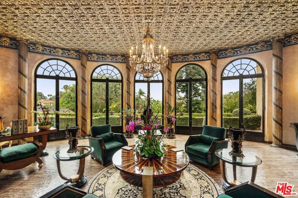 4320 Cedarhurst Circle, Los Angeles, California 90027 home-pic-17