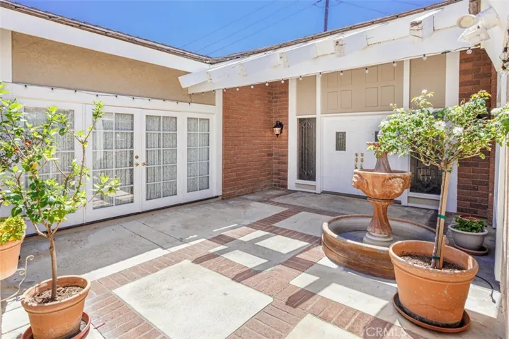 10231 Robin Hood Circle, Villa Park, California 92861