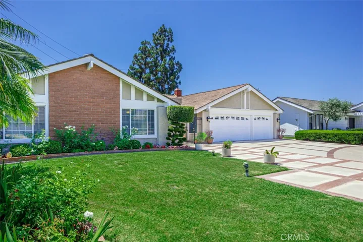 10231 Robin Hood Circle, Villa Park, California 92861