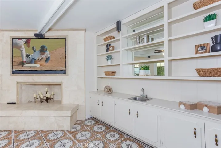 10231 Robin Hood Circle, Villa Park, California 92861