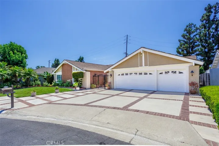 10231 Robin Hood Circle, Villa Park, California 92861