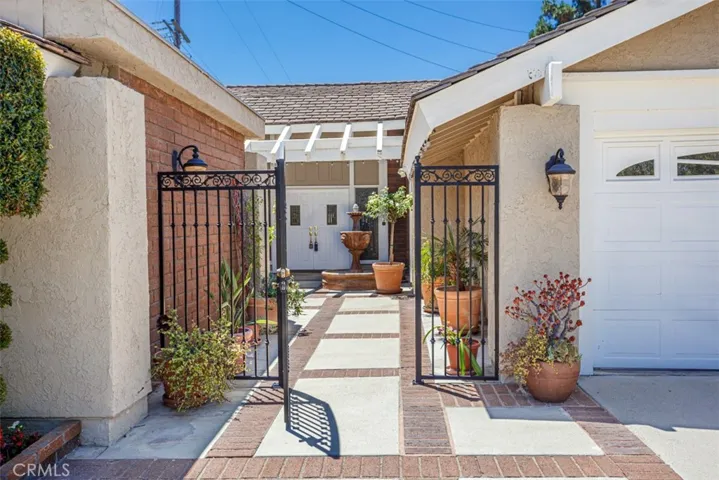 10231 Robin Hood Circle, Villa Park, California 92861
