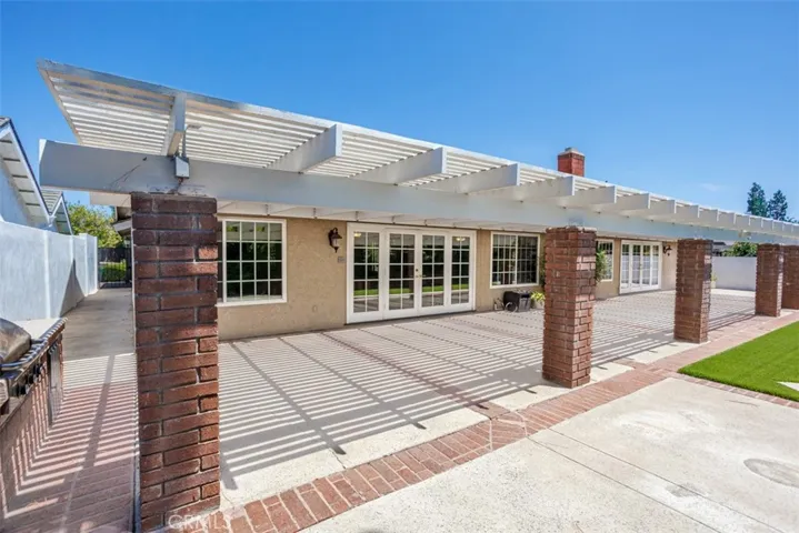 10231 Robin Hood Circle, Villa Park, California 92861