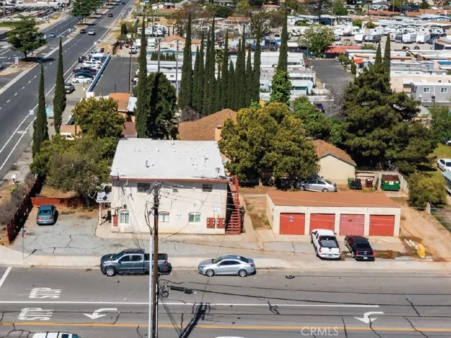 1498 E 6th Street, Beaumont, California 92223