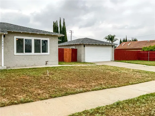 12001 Vivienda Avenue, Grand Terrace, California 92313