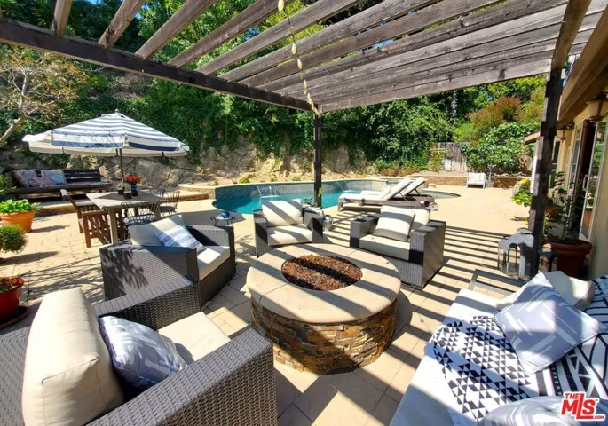 Firepit area