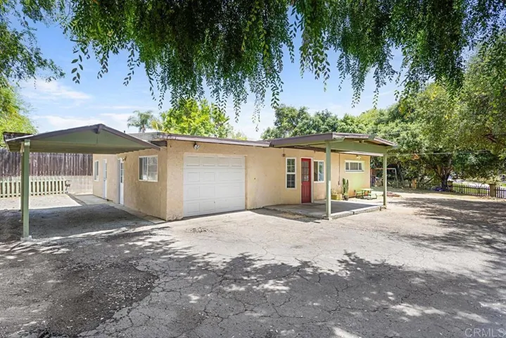 714 Convertible Lane, Fallbrook, California 92028