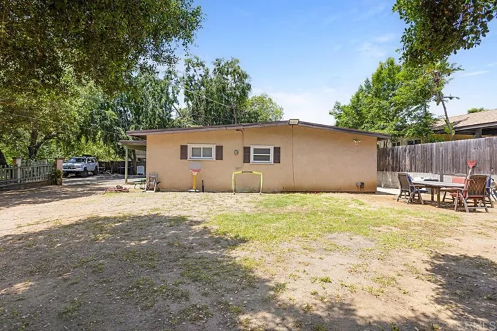 714 Convertible Lane, Fallbrook, California 92028