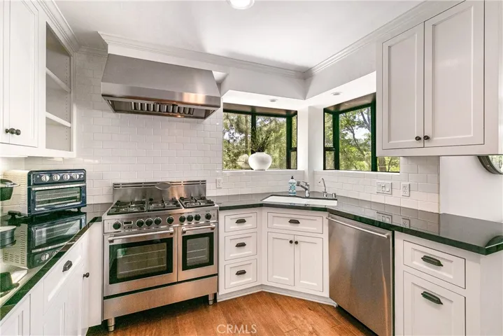 28956 North Shore Road, Lake Arrowhead, California 92352
