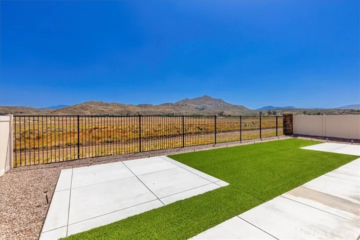 3148 Stargazer Street, Hemet, California 92543
