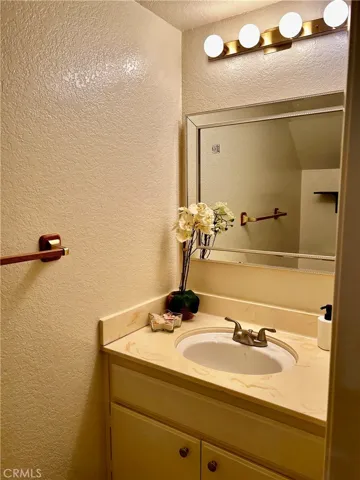 1st Floor bath