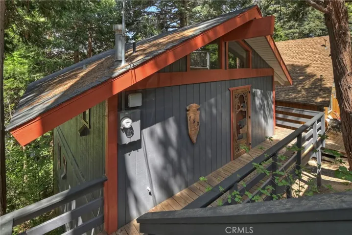 760 Lake Drive, Lake Arrowhead, California 92352