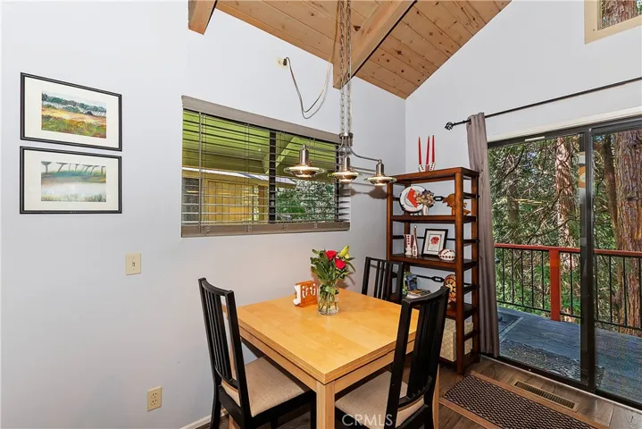 760 Lake Drive, Lake Arrowhead, California 92352