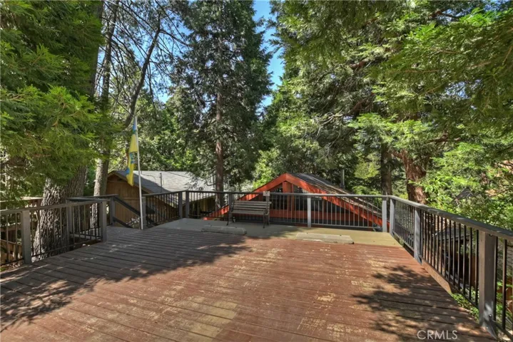 760 Lake Drive, Lake Arrowhead, California 92352