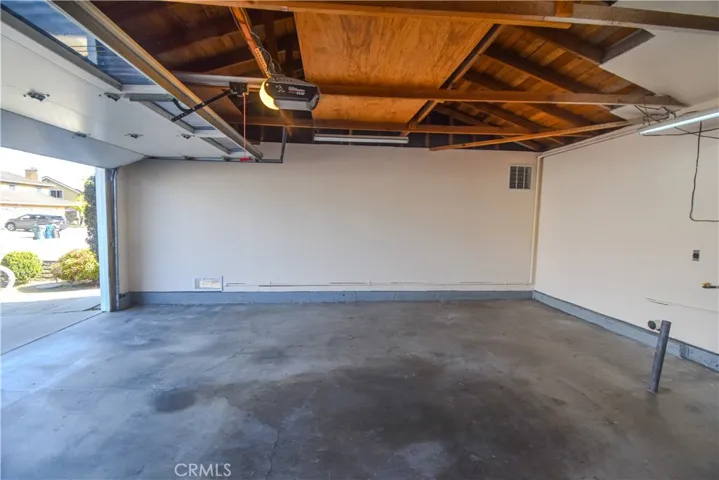 16063 Mount Hicks Street, Fountain Valley, California 92708