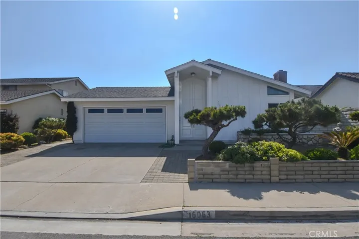 16063 Mount Hicks Street, Fountain Valley, California 92708