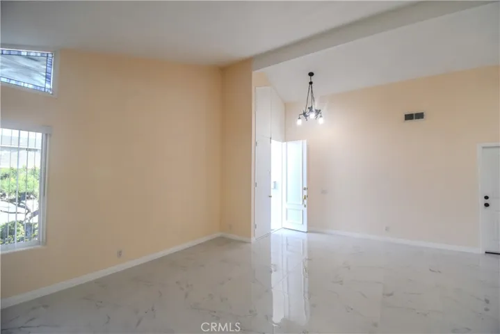16063 Mount Hicks Street, Fountain Valley, California 92708