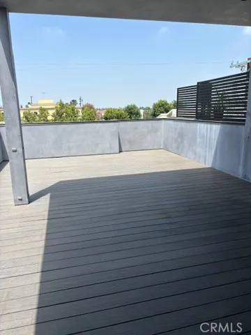 14553 Benefit Street, Sherman Oaks, California 91403