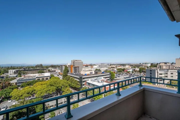 1 Baldwin Avenue 1008, San Mateo, California 94401