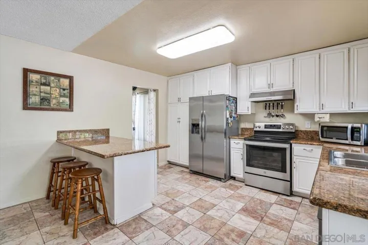 8254 Calle Morelos, San Diego, California 92126