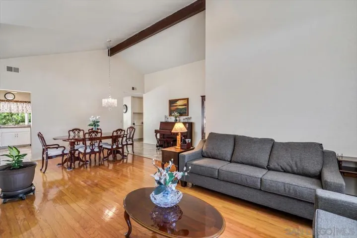 8254 Calle Morelos, San Diego, California 92126