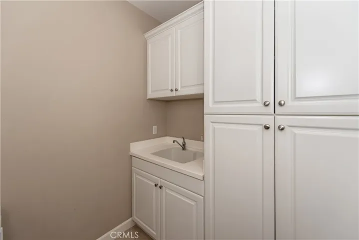 61 Thornapple, Irvine, California 92620