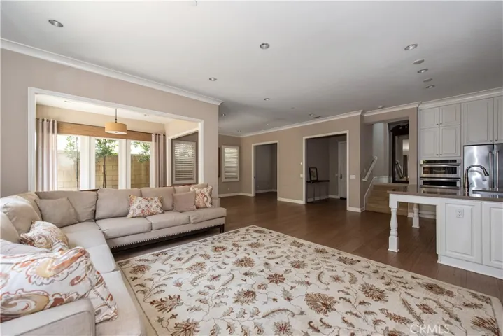 61 Thornapple, Irvine, California 92620
