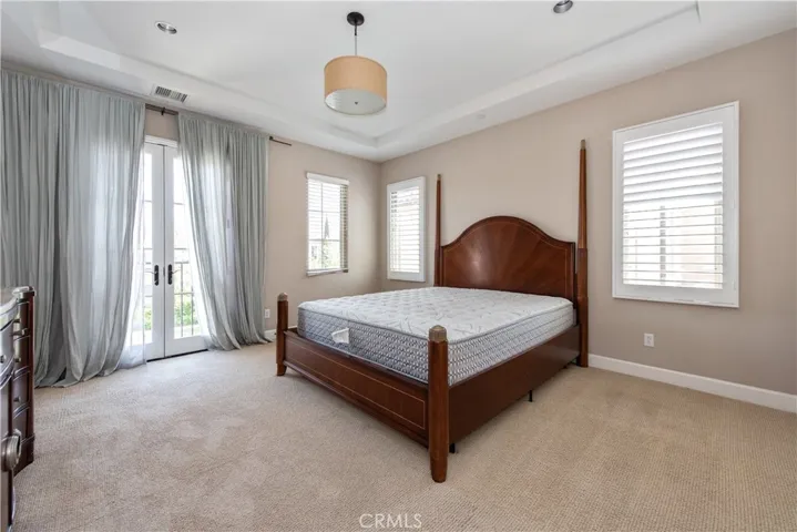 61 Thornapple, Irvine, California 92620