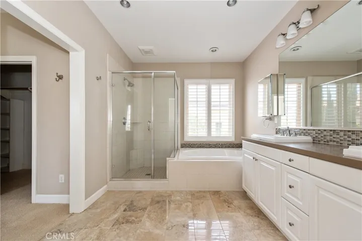 61 Thornapple, Irvine, California 92620