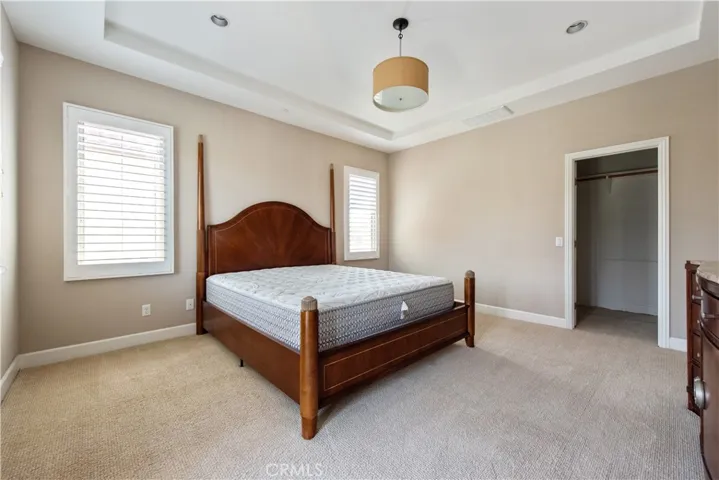 61 Thornapple, Irvine, California 92620