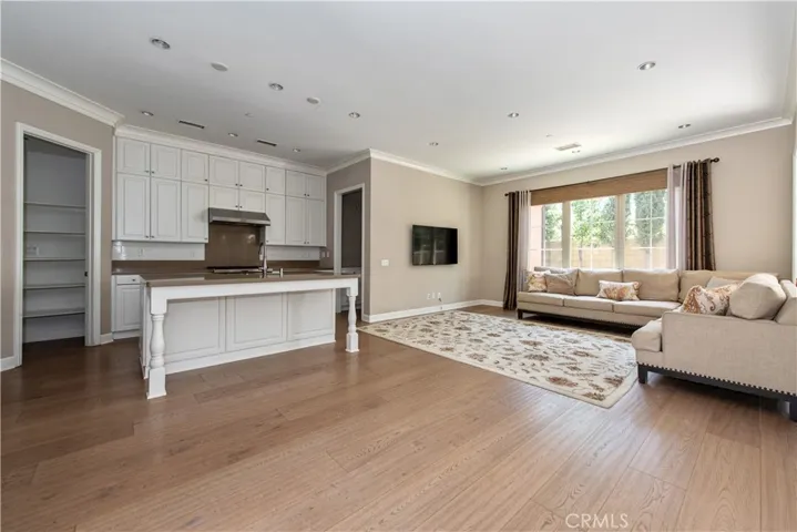 61 Thornapple, Irvine, California 92620