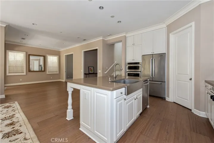 61 Thornapple, Irvine, California 92620