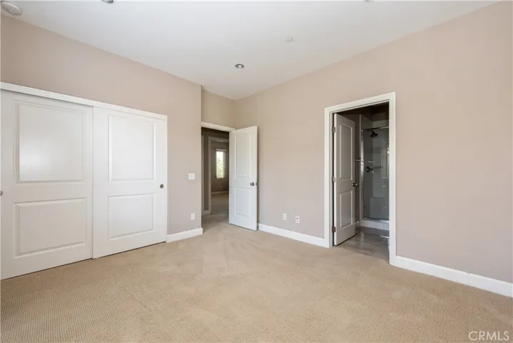 61 Thornapple, Irvine, California 92620