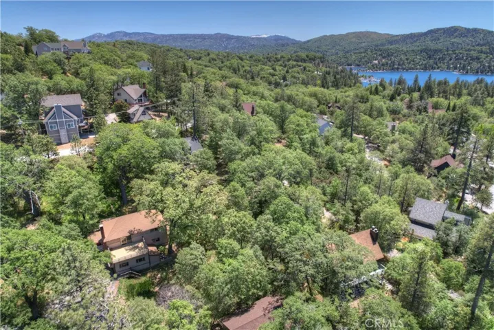Drone shot showing proximity to Lake Arrowhead