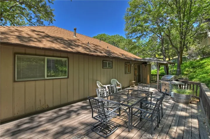 28671 Zion Drive, Lake Arrowhead, California 92352