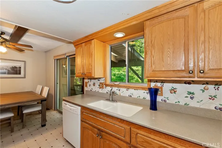 28671 Zion Drive, Lake Arrowhead, California 92352