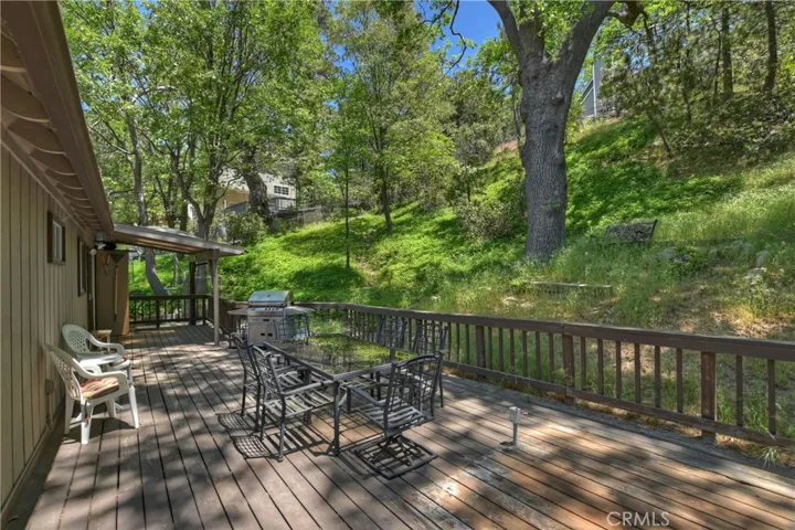 28671 Zion Drive, Lake Arrowhead, California 92352