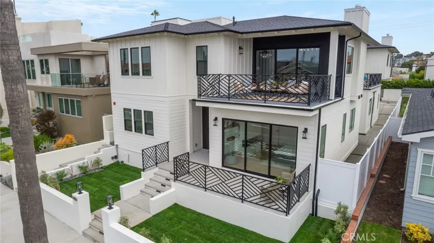 1406 S. Catalina Avenue (Unit C Private Rear Unit)