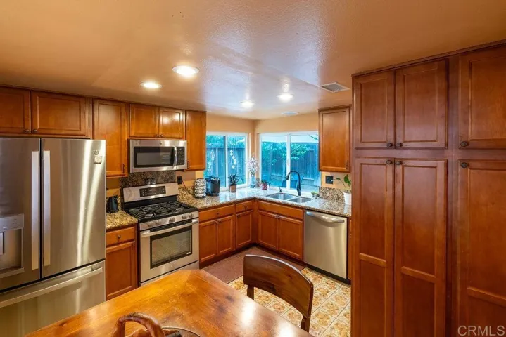22471 Aliso Park Drive, Lake Forest, California 92630