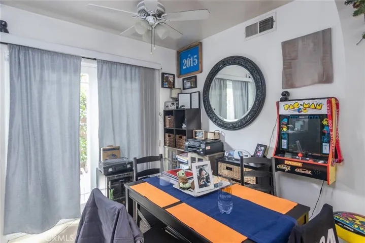 1415 Cosmic Way, Glendale, California 91201