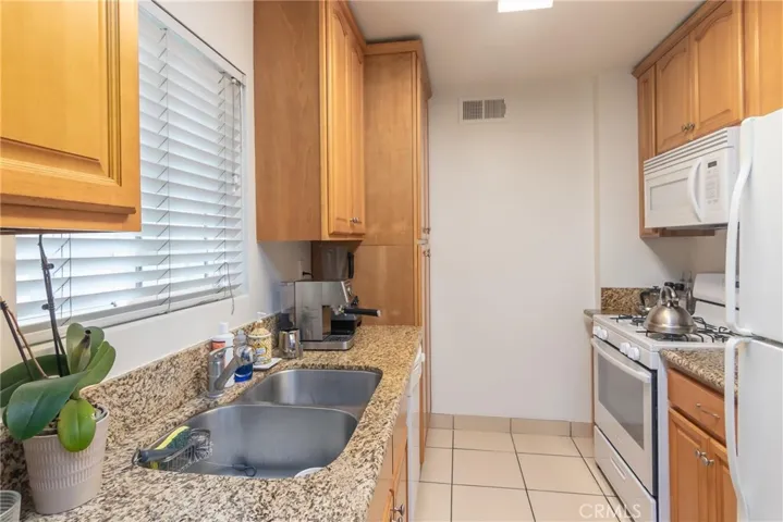 1415 Cosmic Way, Glendale, California 91201