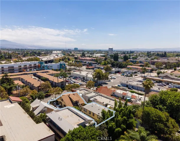 1724 N Spurgeon Street, Santa Ana, California 92706
