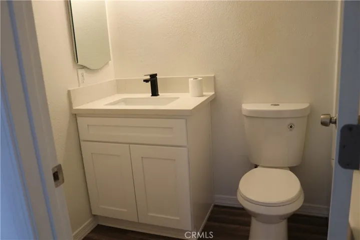 22192 Goshute Avenue, Apple Valley, California 92307