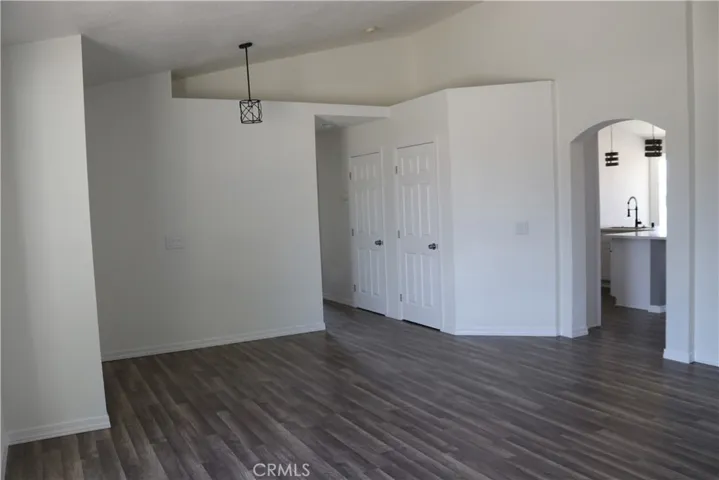 22192 Goshute Avenue, Apple Valley, California 92307