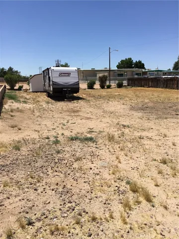22192 Goshute Avenue, Apple Valley, California 92307