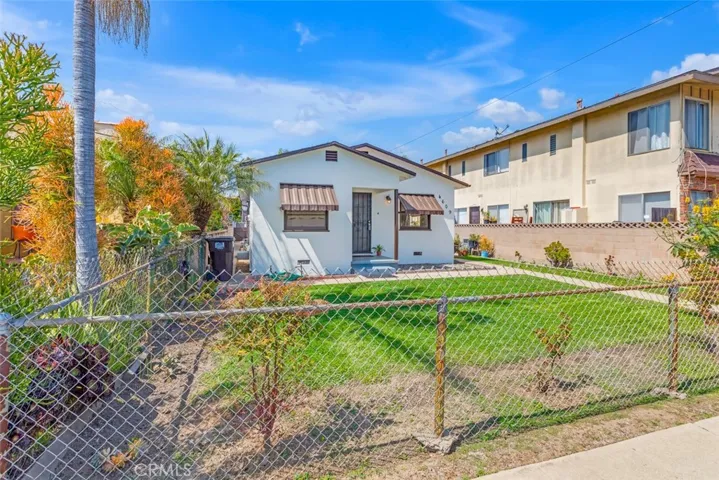 4609 W 116th Street A & B, Hawthorne, California 90250