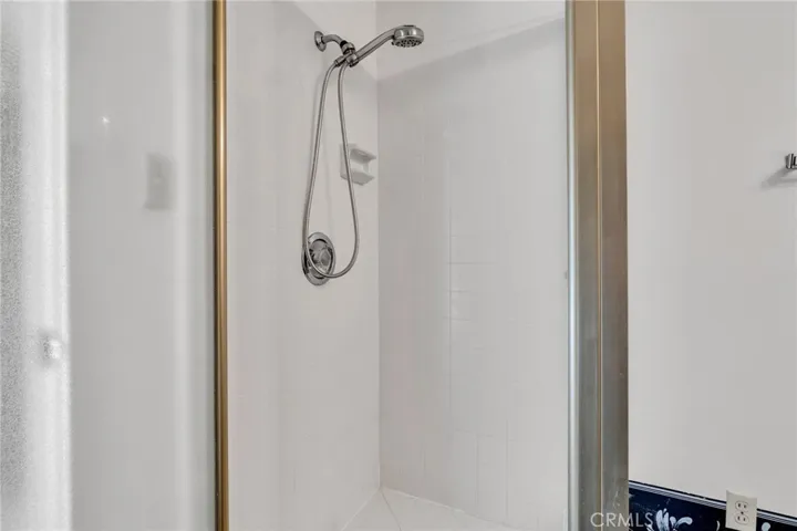 Guest Unit